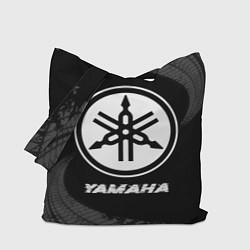 Сумка-шоппер Yamaha speed на темном фоне со следами шин