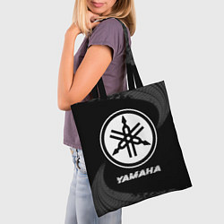 Сумка-шопер Yamaha speed на темном фоне со следами шин, цвет: 3D-принт — фото 2