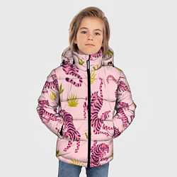 Куртка зимняя для мальчика Розовые тигры паттерн, цвет: 3D-светло-серый — фото 2