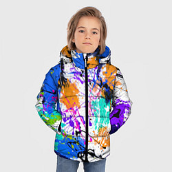 Куртка зимняя для мальчика Брызги и мазки разноцветных красок на белом фоне, цвет: 3D-черный — фото 2