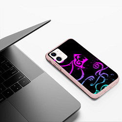 Чехол iPhone 11 матовый НЕОНОВЫЙ ДРАКЕН DRAKEN TATTOO, цвет: 3D-светло-розовый — фото 2