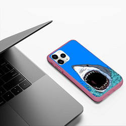 Чехол iPhone 11 Pro матовый Акулий рык, цвет: 3D-малиновый — фото 2