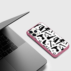 Чехол iPhone 11 Pro матовый Строитель 7, цвет: 3D-малиновый — фото 2