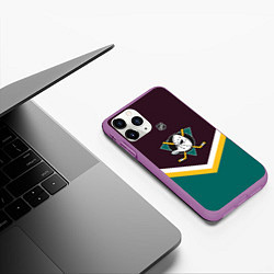 Чехол iPhone 11 Pro матовый NHL: Anaheim Ducks, цвет: 3D-фиолетовый — фото 2
