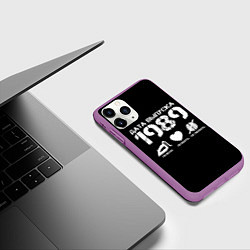 Чехол iPhone 11 Pro матовый Дата выпуска 1989, цвет: 3D-фиолетовый — фото 2