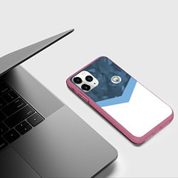 Чехол iPhone 11 Pro матовый Manchester City FC: Sport, цвет: 3D-малиновый — фото 2
