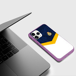 Чехол iPhone 11 Pro матовый Real Madrid FC: Sport, цвет: 3D-фиолетовый — фото 2