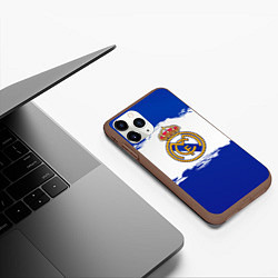 Чехол iPhone 11 Pro матовый Real Madrid FC, цвет: 3D-коричневый — фото 2