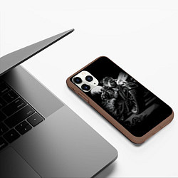 Чехол iPhone 11 Pro матовый Бульдог-байкер, цвет: 3D-коричневый — фото 2