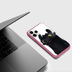 Чехол iPhone 11 Pro матовый Черная фурия, цвет: 3D-малиновый — фото 2