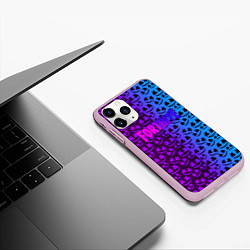 Чехол iPhone 11 Pro матовый FORTNITE x MARSHMELLO, цвет: 3D-розовый — фото 2