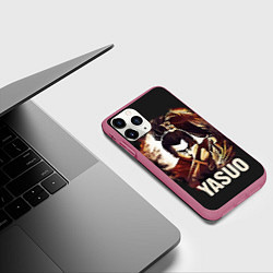 Чехол iPhone 11 Pro матовый Yasuo, цвет: 3D-малиновый — фото 2