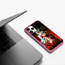 Чехол iPhone 11 Pro матовый Доктор Стоун, цвет: 3D-малиновый — фото 2