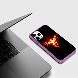 Чехол iPhone 11 Pro матовый Огненный Дракон, цвет: 3D-фиолетовый — фото 2