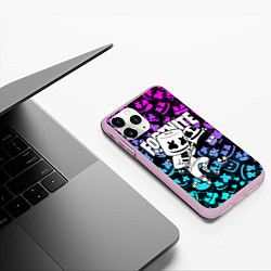 Чехол iPhone 11 Pro матовый FORTNITE x MARSHMELLO, цвет: 3D-розовый — фото 2