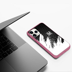 Чехол iPhone 11 Pro матовый HONDA, цвет: 3D-малиновый — фото 2
