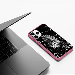 Чехол iPhone 11 Pro матовый ЛАСТ ОФ АС ТАТУ ЭЛЛИ, цвет: 3D-малиновый — фото 2