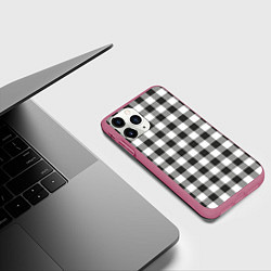Чехол iPhone 11 Pro матовый Черно-белая клетка, цвет: 3D-малиновый — фото 2
