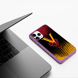 Чехол iPhone 11 Pro матовый CYBERPUNK 2077 VALENTINO, цвет: 3D-фиолетовый — фото 2