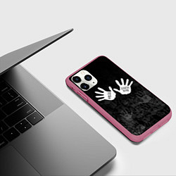 Чехол iPhone 11 Pro матовый THE UMBRELLA ACADEMY, цвет: 3D-малиновый — фото 2