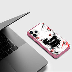 Чехол iPhone 11 Pro матовый ТОКИЙСКИЙ ГУЛЬ КЕН КАНЕКИ, цвет: 3D-малиновый — фото 2