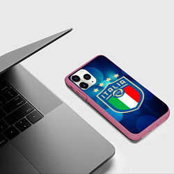 Чехол iPhone 11 Pro матовый Сборная Италии, цвет: 3D-малиновый — фото 2