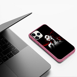 Чехол iPhone 11 Pro матовый Resident Evil Леди Вампир, цвет: 3D-малиновый — фото 2