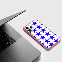 Чехол iPhone 11 Pro матовый Синие звёзды на белом фоне, цвет: 3D-малиновый — фото 2