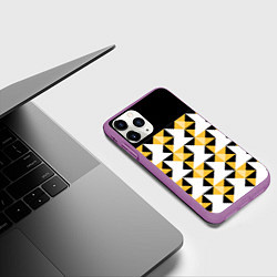 Чехол iPhone 11 Pro матовый Черно-желтый геометрический, цвет: 3D-фиолетовый — фото 2