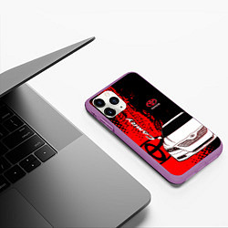 Чехол iPhone 11 Pro матовый Camry Toyota glitch, цвет: 3D-фиолетовый — фото 2