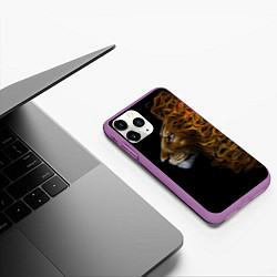 Чехол iPhone 11 Pro матовый ПЛАМЕННЫЙ ЛЕВ, цвет: 3D-фиолетовый — фото 2