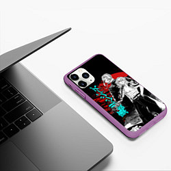 Чехол iPhone 11 Pro матовый МАЙКИ ТОЙКИЙСКИЕ МСТИТЕЛИ НЕОН ЛОГО, цвет: 3D-фиолетовый — фото 2