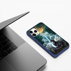 Чехол iPhone 11 Pro матовый Elden Ring рыцарь и предшественники серии Souls El, цвет: 3D-тёмно-синий — фото 2