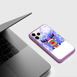 Чехол iPhone 11 Pro матовый Олень среди снежинок, цвет: 3D-фиолетовый — фото 2
