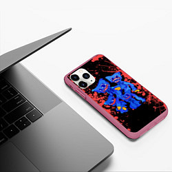 Чехол iPhone 11 Pro матовый HUGGY WUGGY - ХАГГИ ВАГГИ - POPPY PLAYTIME, цвет: 3D-малиновый — фото 2