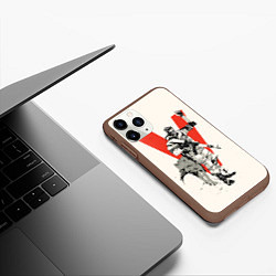 Чехол iPhone 11 Pro матовый Биг Босс с волком, цвет: 3D-коричневый — фото 2