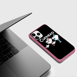 Чехол iPhone 11 Pro матовый Cuphead грозные ребята из Криминального чтива, цвет: 3D-малиновый — фото 2