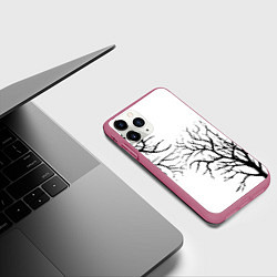 Чехол iPhone 11 Pro матовый Черные ветки деревьев на белом фоне, цвет: 3D-малиновый — фото 2
