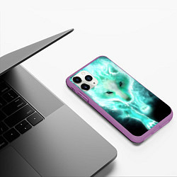 Чехол iPhone 11 Pro матовый Волк из света, цвет: 3D-фиолетовый — фото 2