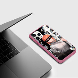 Чехол iPhone 11 Pro матовый Макима Chainsaw Man Иероглифы, цвет: 3D-малиновый — фото 2