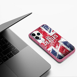Чехол iPhone 11 Pro матовый The Beatles - лого на фоне флага Великобритании, цвет: 3D-малиновый — фото 2
