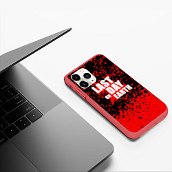 Чехол iPhone 11 Pro матовый The last of us - красная текстура, цвет: 3D-красный — фото 2