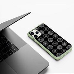 Чехол iPhone 11 Pro матовый Vegvisir and Aegishjalmur Helm of Awe Black, цвет: 3D-салатовый — фото 2