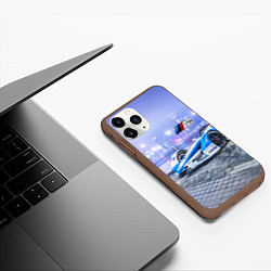 Чехол iPhone 11 Pro матовый Спортивная бэха в городском пейзаже, цвет: 3D-коричневый — фото 2