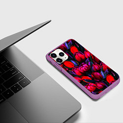 Чехол iPhone 11 Pro матовый Тюльпаны - поле красных цветов, цвет: 3D-фиолетовый — фото 2