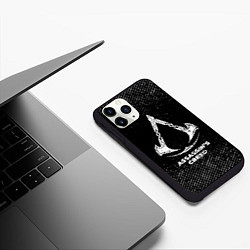 Чехол iPhone 11 Pro матовый Assassins Creed с потертостями на темном фоне, цвет: 3D-черный — фото 2