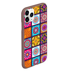 Чехол iPhone 11 Pro матовый Пэчворк - мандалы, цвет: 3D-коричневый — фото 2