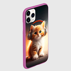 Чехол iPhone 11 Pro матовый Милый рыжий котёнок в наушниках, цвет: 3D-фиолетовый — фото 2