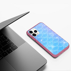Чехол iPhone 11 Pro матовый Голубая чешуя русалки - паттерн, цвет: 3D-малиновый — фото 2