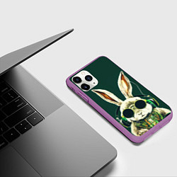 Чехол iPhone 11 Pro матовый Заяц меломан, цвет: 3D-фиолетовый — фото 2